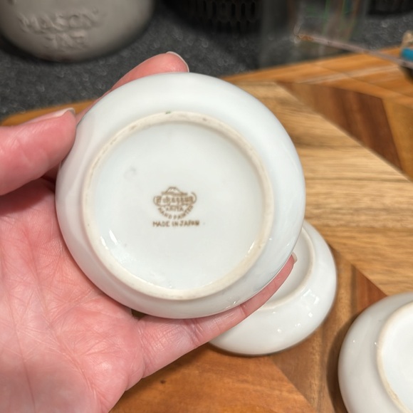 VTG Hand painted-made in Japan Fukagawa Arita Pinecone porcelain - Picture 3 of 7